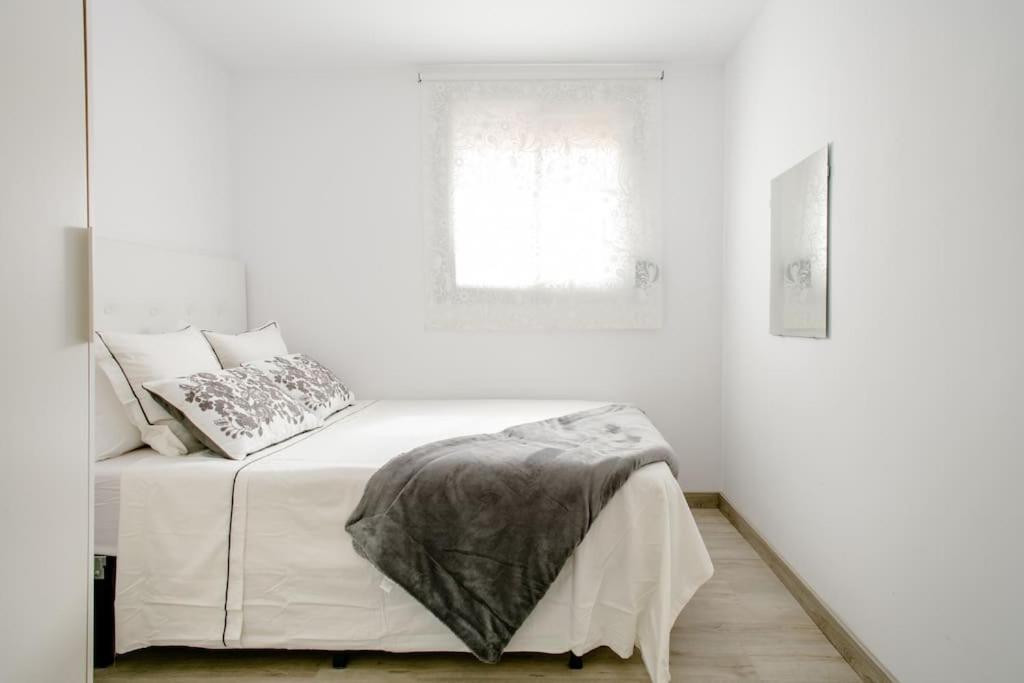 Habitaciones Bonitas Y Comodas โอสปิตาเล็ต เดอ โยเบรกัต ภายนอก รูปภาพ