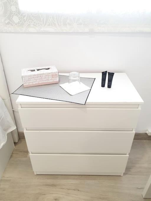 Habitaciones Bonitas Y Comodas โอสปิตาเล็ต เดอ โยเบรกัต ภายนอก รูปภาพ