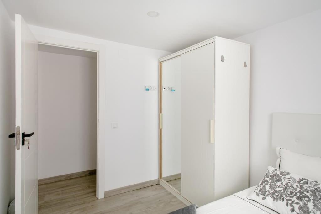 Habitaciones Bonitas Y Comodas โอสปิตาเล็ต เดอ โยเบรกัต ภายนอก รูปภาพ