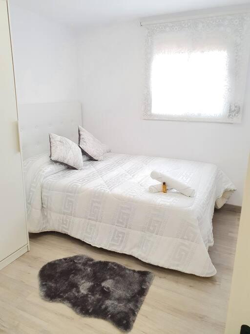 Habitaciones Bonitas Y Comodas โอสปิตาเล็ต เดอ โยเบรกัต ภายนอก รูปภาพ